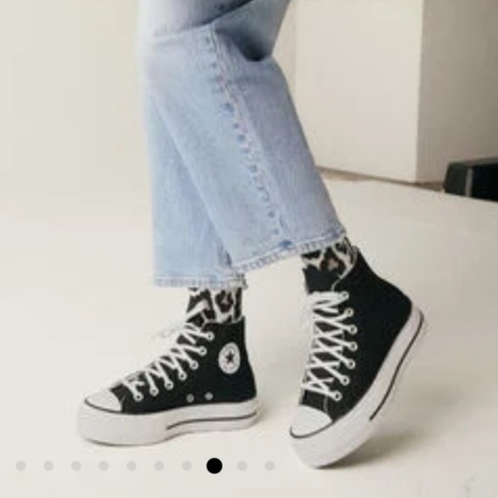 Converse Platform High-Top Chuck Taylor Sneaker - Picture 5 of 6